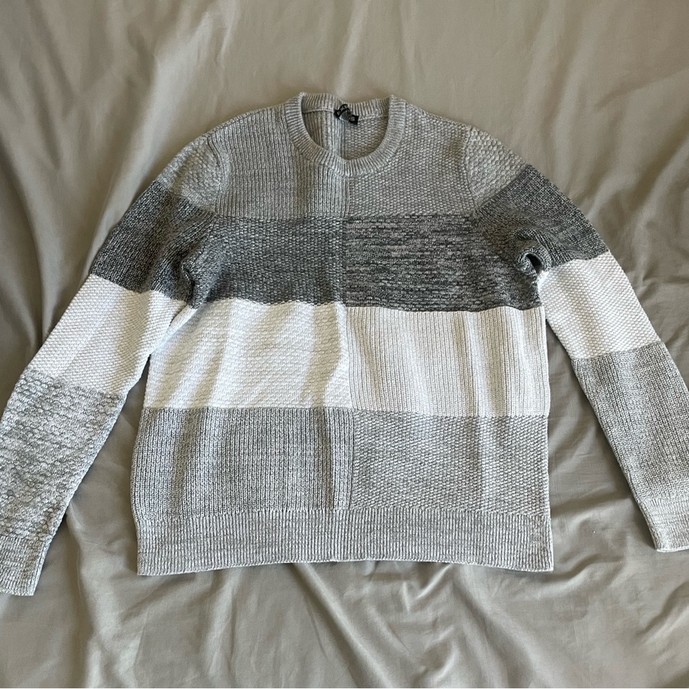 Men’s large crewneck waffle textured sweater